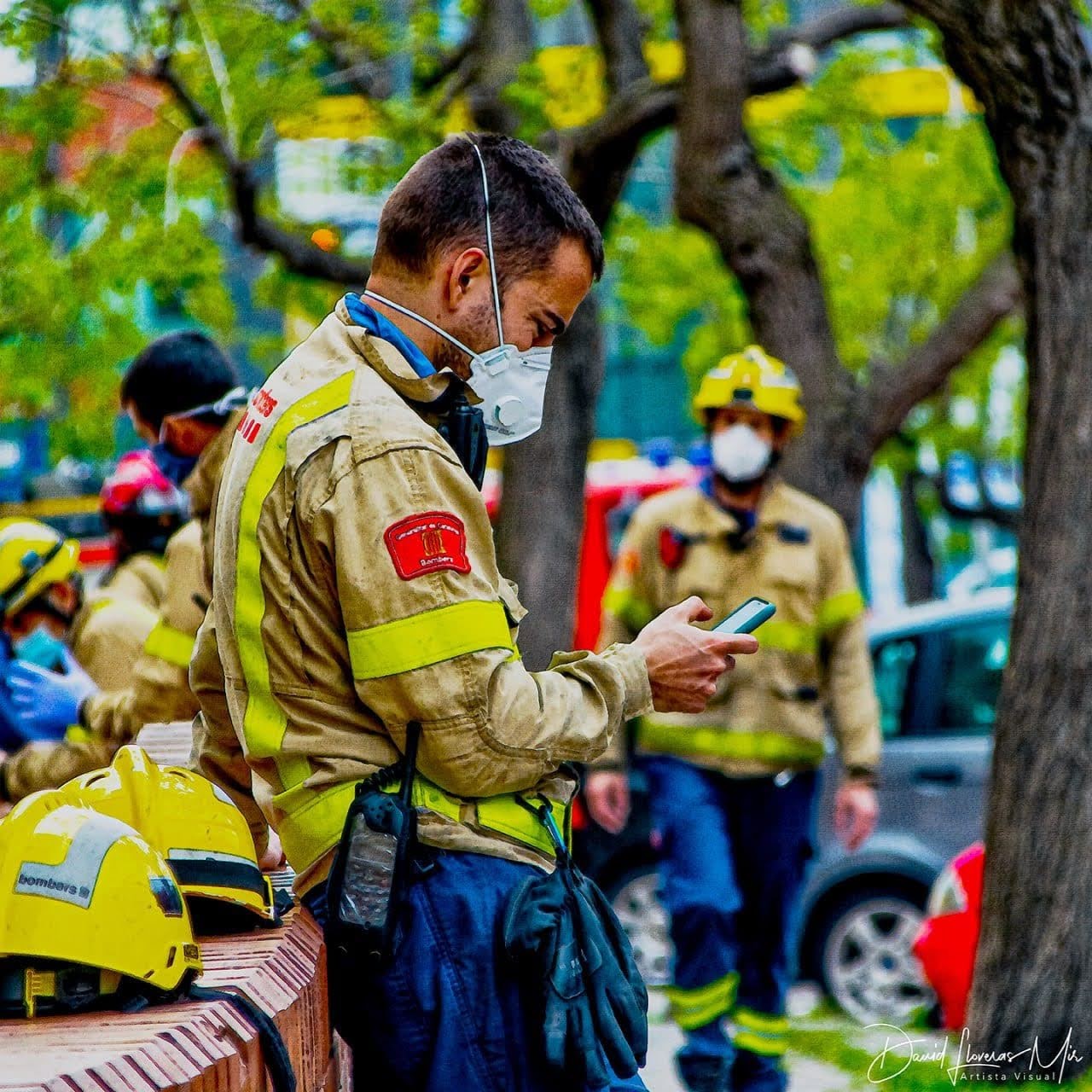 Bombero en la Residencia de ancianos de l'ICASS en Mataró